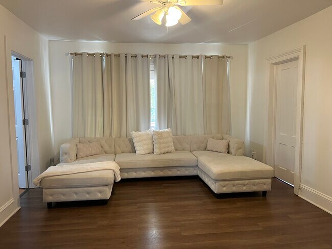 Photo - 13 Dr Aaron B Samuels Blvd