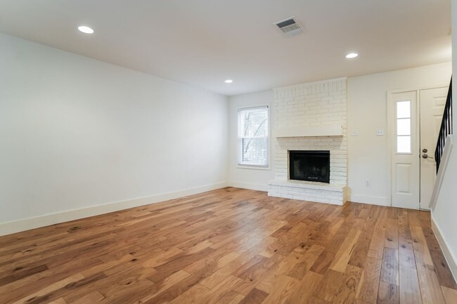 Photo - Beautiful 2 bedroom, 2 bathroom condo in Galindo!!! Unidad 806