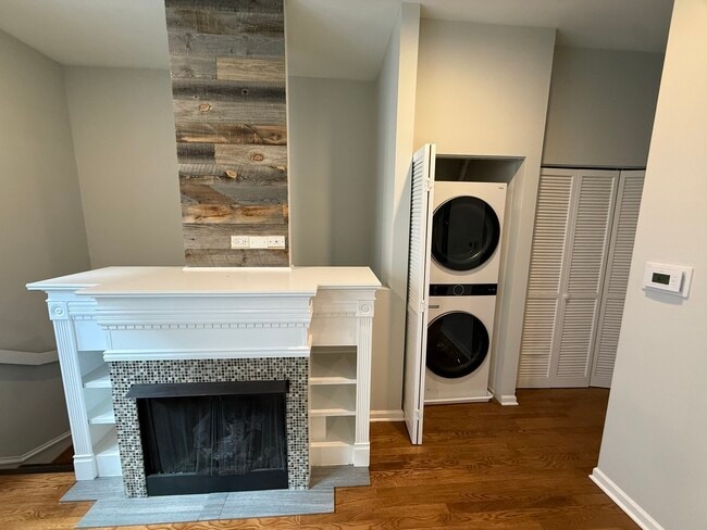 Photo - 2318 W Bloomingdale Ave Unit B