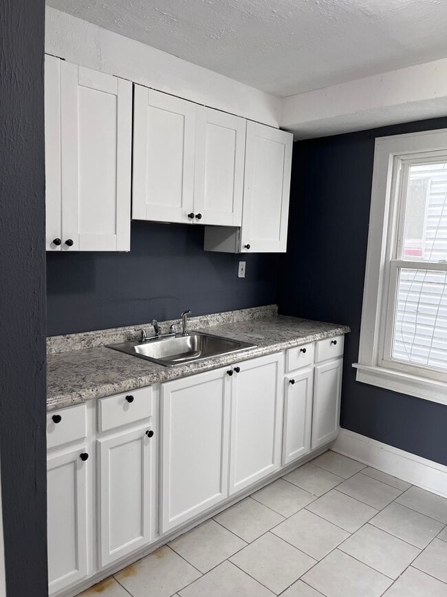 Photo - 3-Bedroom Home for Rent in Cleveland – Great Value!