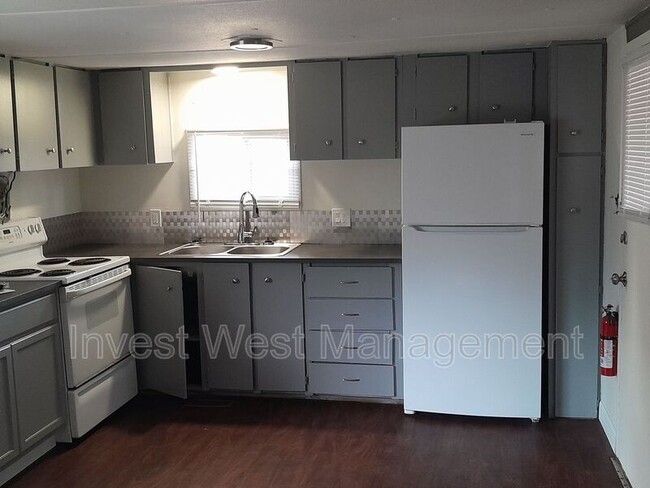 626 Silverbrook Rd