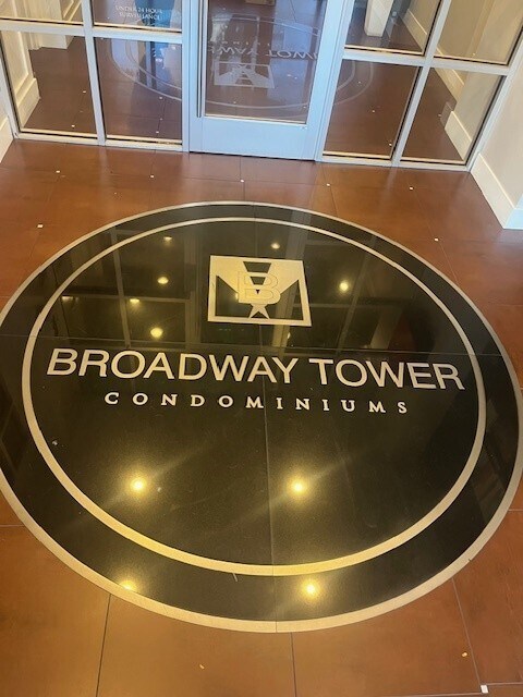 Photo - 230 E Broadway Unidad 1108