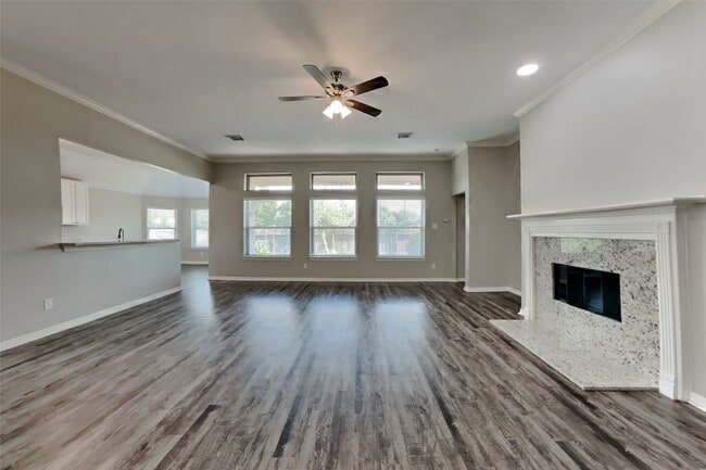 Photo - 8227 Sports Haven Dr