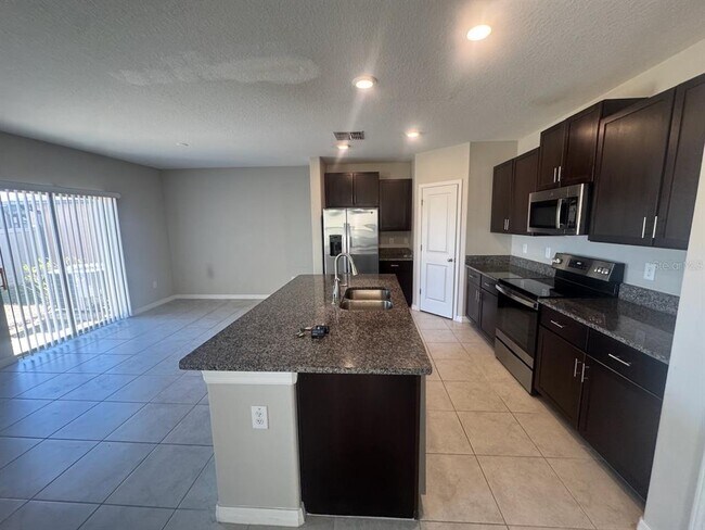 Photo - 15606 Spice Key St