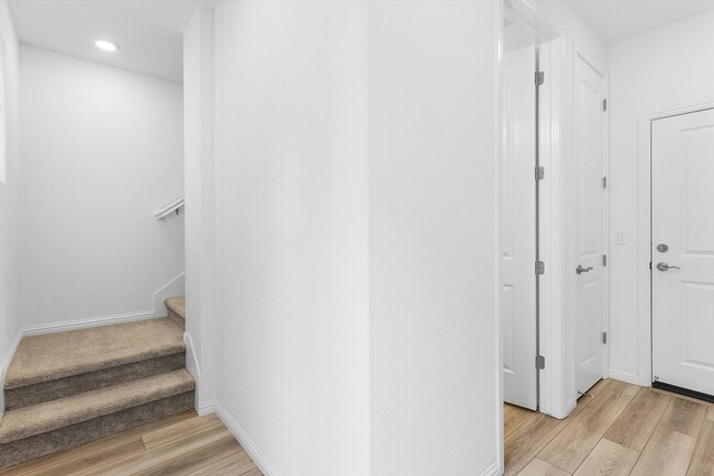 Photo - 2835 Cathwood Ln