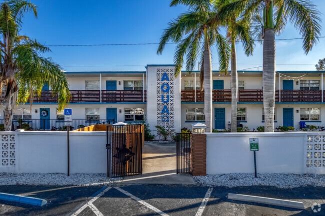 Building Photo - Aqua 550 Rental