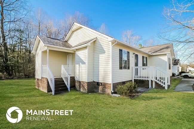 Photo - 1457 Smokey Mountain Dr