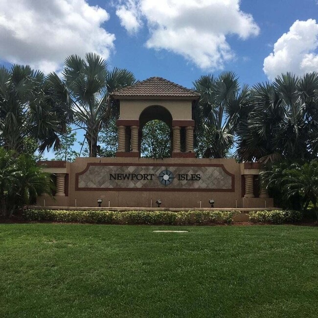 Building Photo - 2552 Marshfield Ct