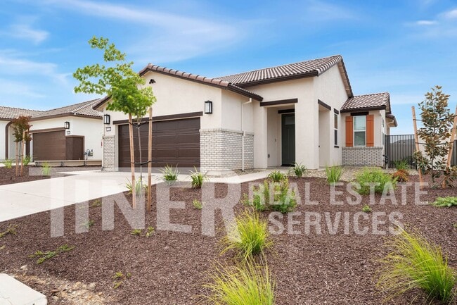 Building Photo - 2231 Oswego St