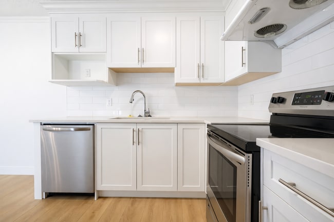 Photo - 3035 Clearbrook Rd