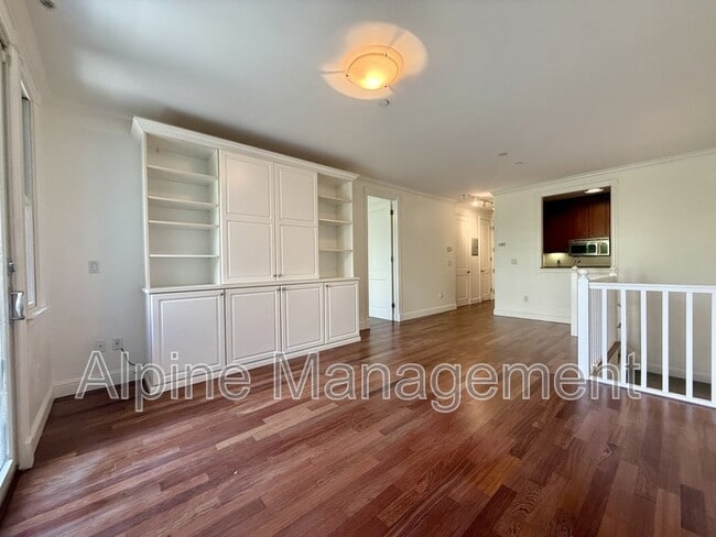 Photo - 3316 California St Unit Main