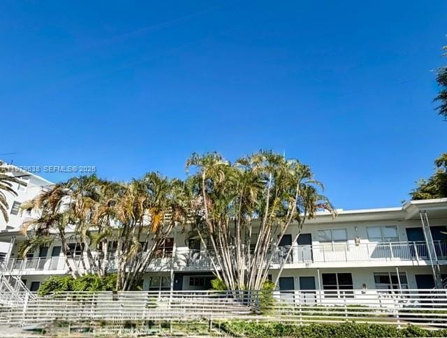 Building Photo - 2445 Lake Pancoast Dr Unit 7