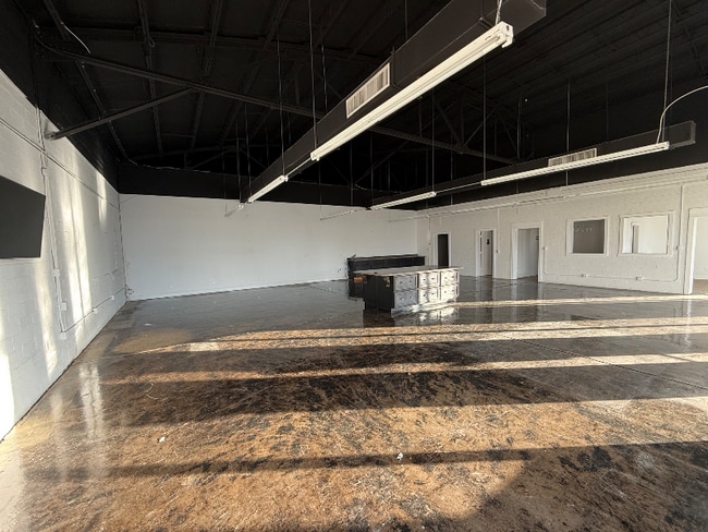 Photo - 801 Winchester Rd