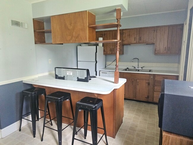 Photo - W379N5686 N Lake Rd Unidad Apt 4