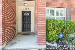 Photo - 1604 Rolling Brook Ln