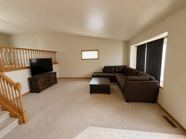 Photo - 4BR/2ba Tri-Level Home in Private West Side Neighborhood Near Sherman School