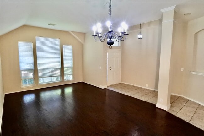 Photo - 19314 Chislestone Ln