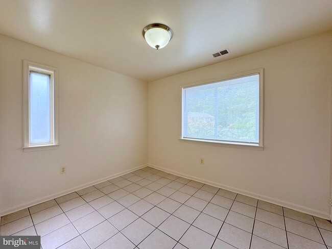 Photo - 6802 Perry Penney Dr