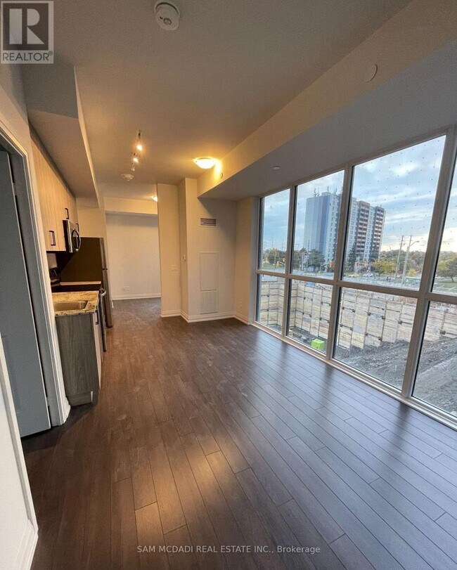 Photo - 10 Meadowglen Pl Unité 311