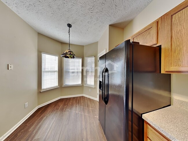 Photo - 4939 Lake Park Ln