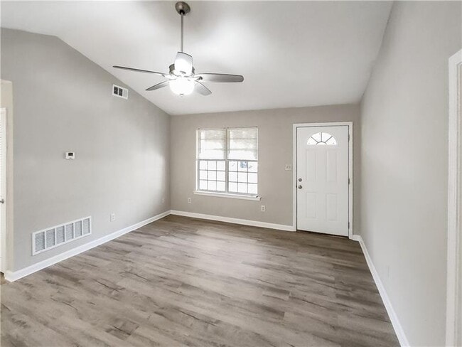 Photo - 220 Peach Forest Pl