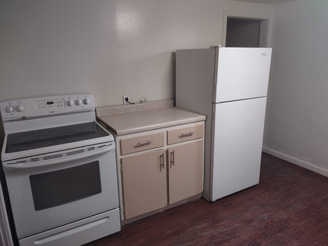 Photo - 1417 Forrest St Apartments Unit 1416.5