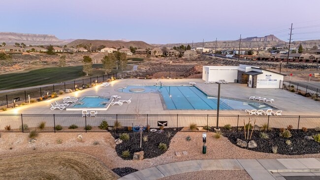 Photo - 2675 W 625 N