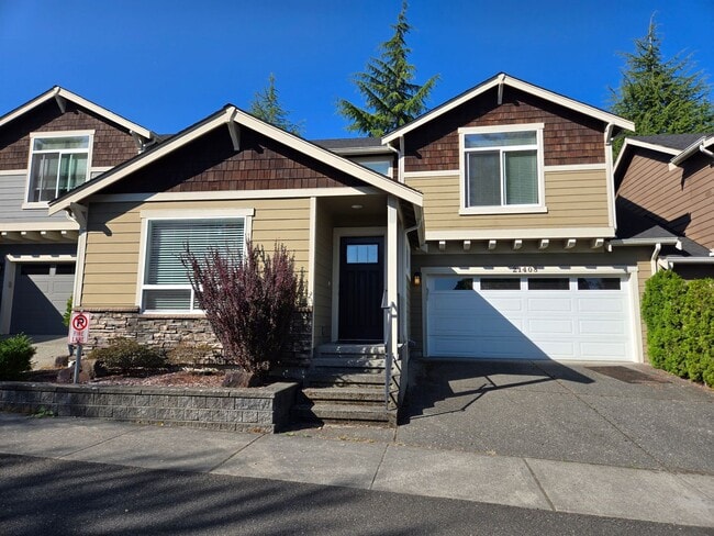 Building Photo - Spacious 3 Bedroom House with Air Conditio...