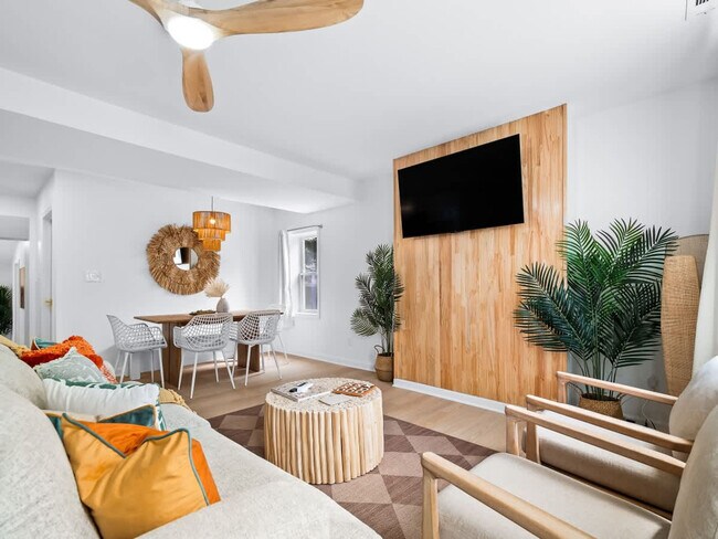 1107 1st St Unit SI ID1496057P