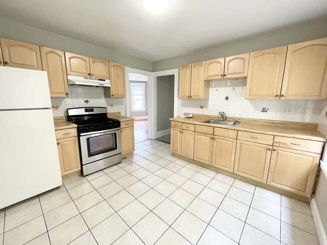 Building Photo - 3 Sudan St Unit 2