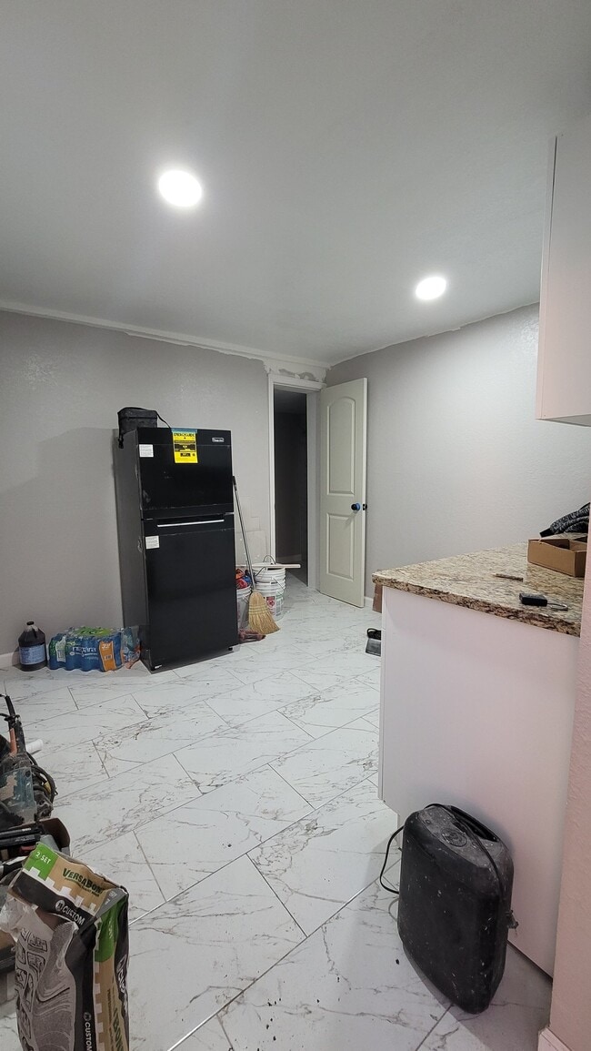 Photo - 7115 N Tampania Ave