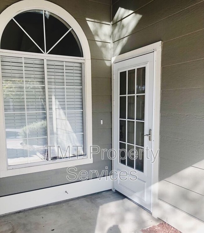 Photo - 169 Pierpoint Cir