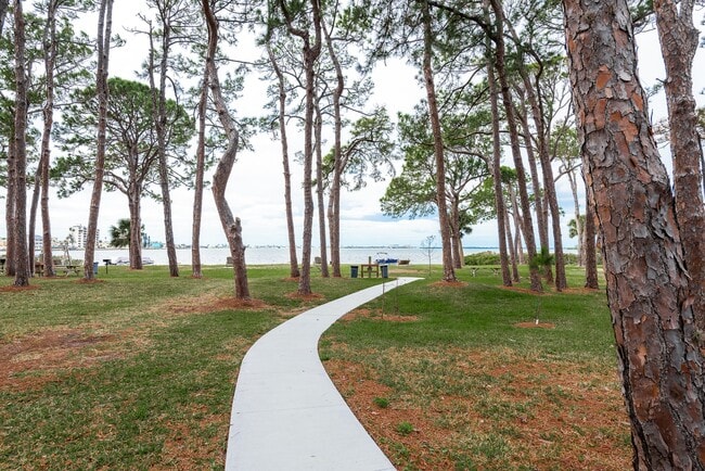 Photo - 2700 Bayshore Blvd