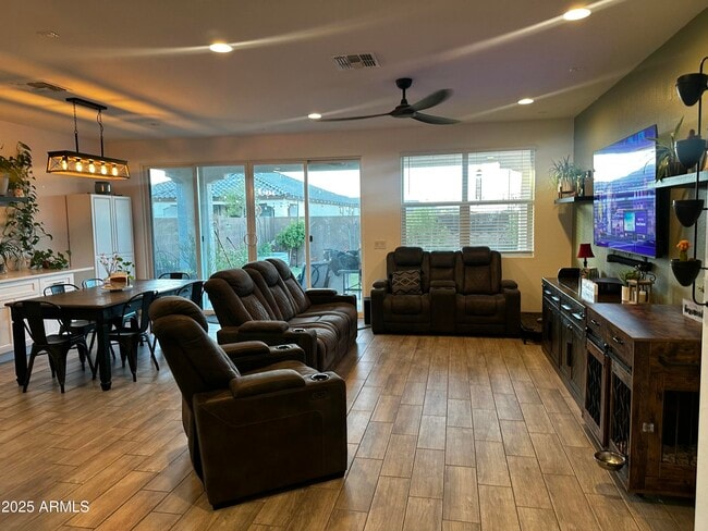Photo - 4248 Enmark Dr