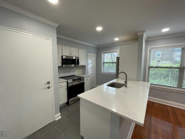 Photo - 1129 Willow Ave Unit 3