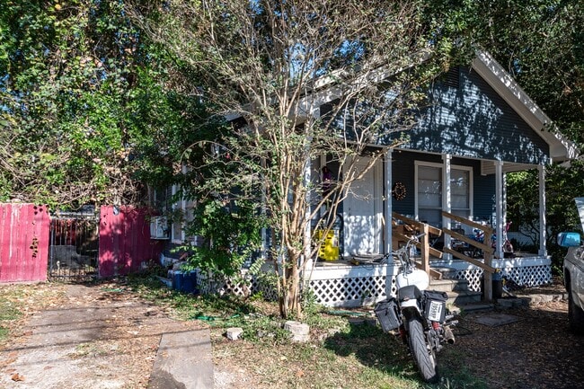 Photo - 201 S Cleveland St