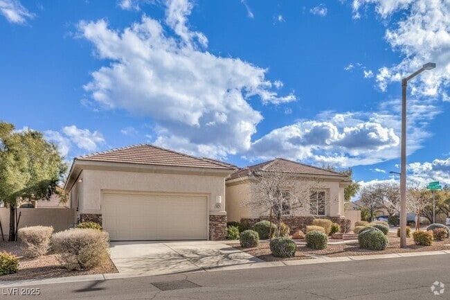 Building Photo - 10575 Regal Stallion Ave Rental