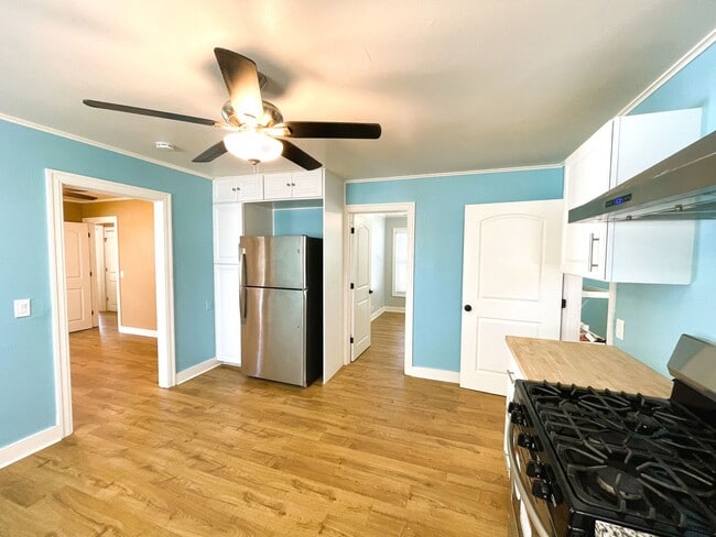 Photo - 5250 Whispering Creek Dr