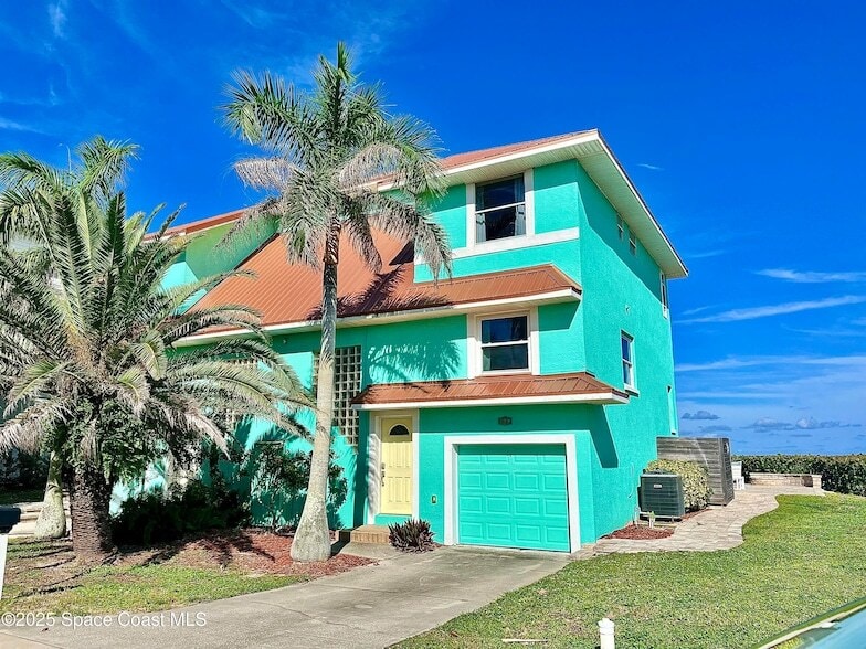 Photo - 799 Shell St