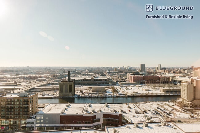 Photo - 1000 S Clark St Unidad FL23-ID1225