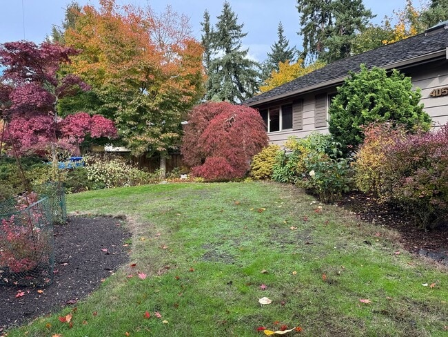 Photo - Cozy 5 bedr 3 bath rambler with daylight b...