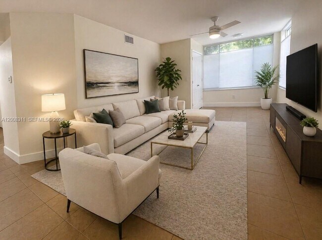 Photo - 2811 N Oakland Forest Dr Unit 102