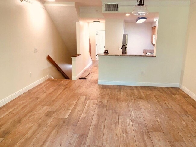 Photo - 2028 Alta Meadows Ln