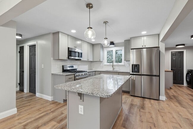 Photo - 10 Appleridge St