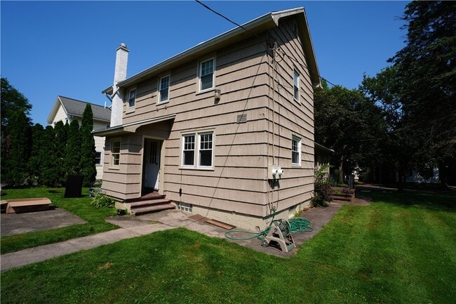 Photo - 27 Boughton Ave