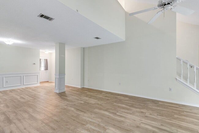 Photo - 917 Claeven Cir