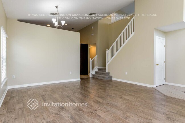 Photo - 1129 Hacienda Cir