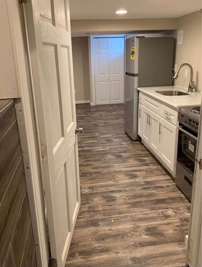 1363 Milton Pl Unit 1363 Milton Pl - Unit B