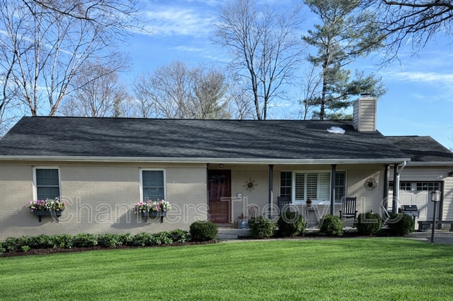 Building Photo - 16 Honeybee Ave