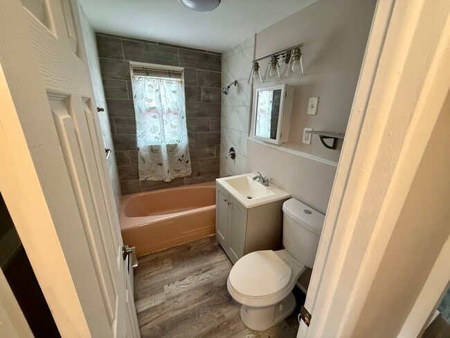 Photo - 271 Lexington Ave Unit 2